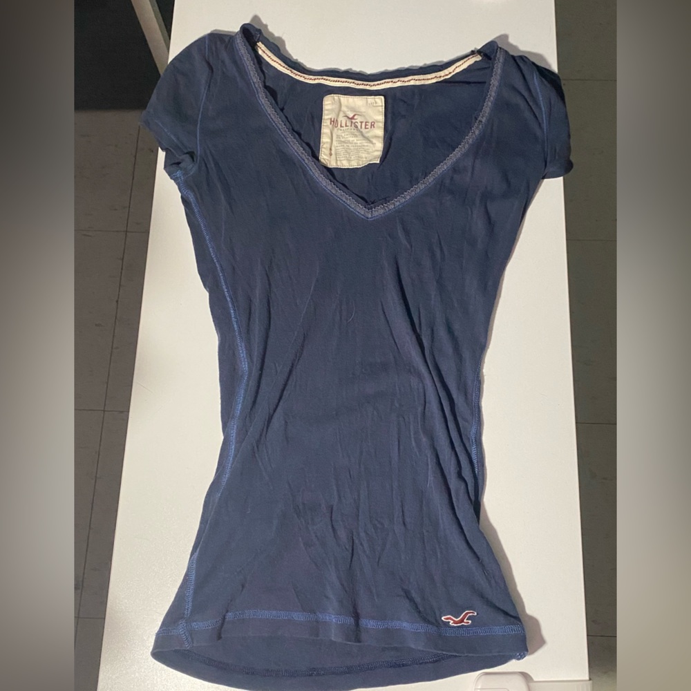 Hollister shirt
